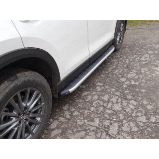 Пороги алюминиевые с пластиковой накладкой Mazda CX-5 (Мазда СХ-5) с 2017 года