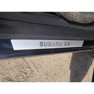 Накладки на пороги (лист шлифованный надпись SUBARU XV) Subaru XV (Субару XV)