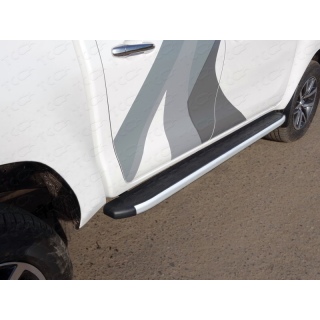 Пороги алюминиевые с пластиковой накладкой TOYOTA Hilux (Тойота Хайлюкс) с 2015 года