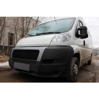 Решетка радиатора черная верхняя FIAT Ducato