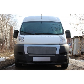 Решетка радиатора хромированная нижняя FIAT Ducato