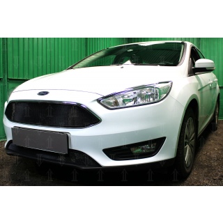 Решетка радиатора черная верхняя FORD Focus III рестайлинг с 2014 года (кроме Titanium)