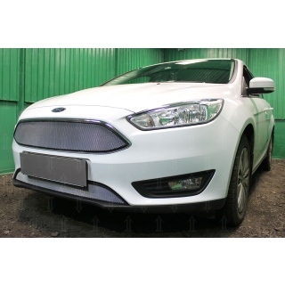 Решетка радиатора хромированная верхняя FORD Focus III рестайлинг с 2014 года (кроме Titanium)