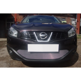 Решетка радиатора хромированная NISSAN Qashqai (Ниссан Кашкай) с 2011 года 