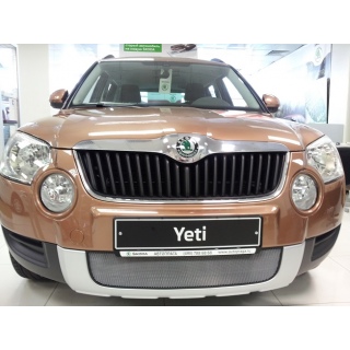 Защитная сетка на решетку радиатора хромированная Skoda Yeti (Шкода Йети) с 2009 года выпуска