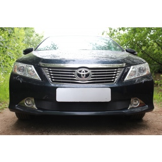 Решетка радиатора черная TOYOTA Camry (Тойота Камри) с 2011 по 2014 год выпуска