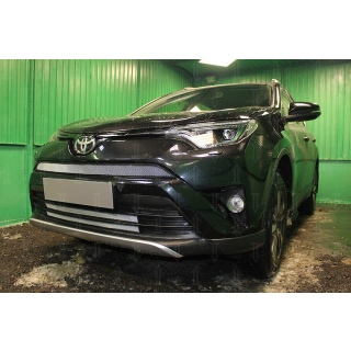 Решетка радиатора хромированная (низ-2 части) TOYOTA Rav-4 (Тойота Рав-4) с 2015 года 