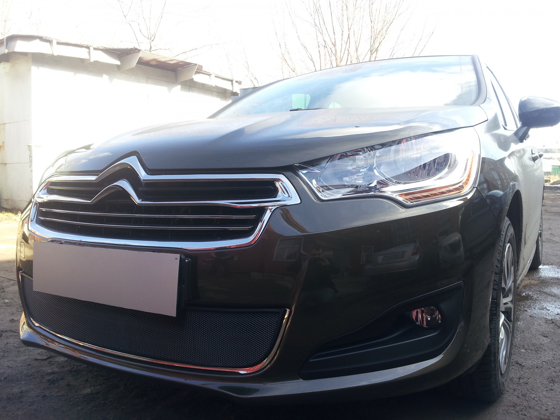 Пыльник радиатора citroen c4