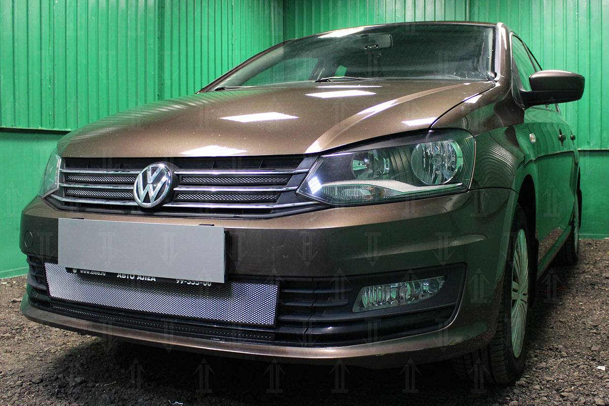 Установка защитной сетки радиатора на Volkswagen Polo Sedan собственными силами